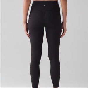 lululemon Wunder Under 7/8 sz 4